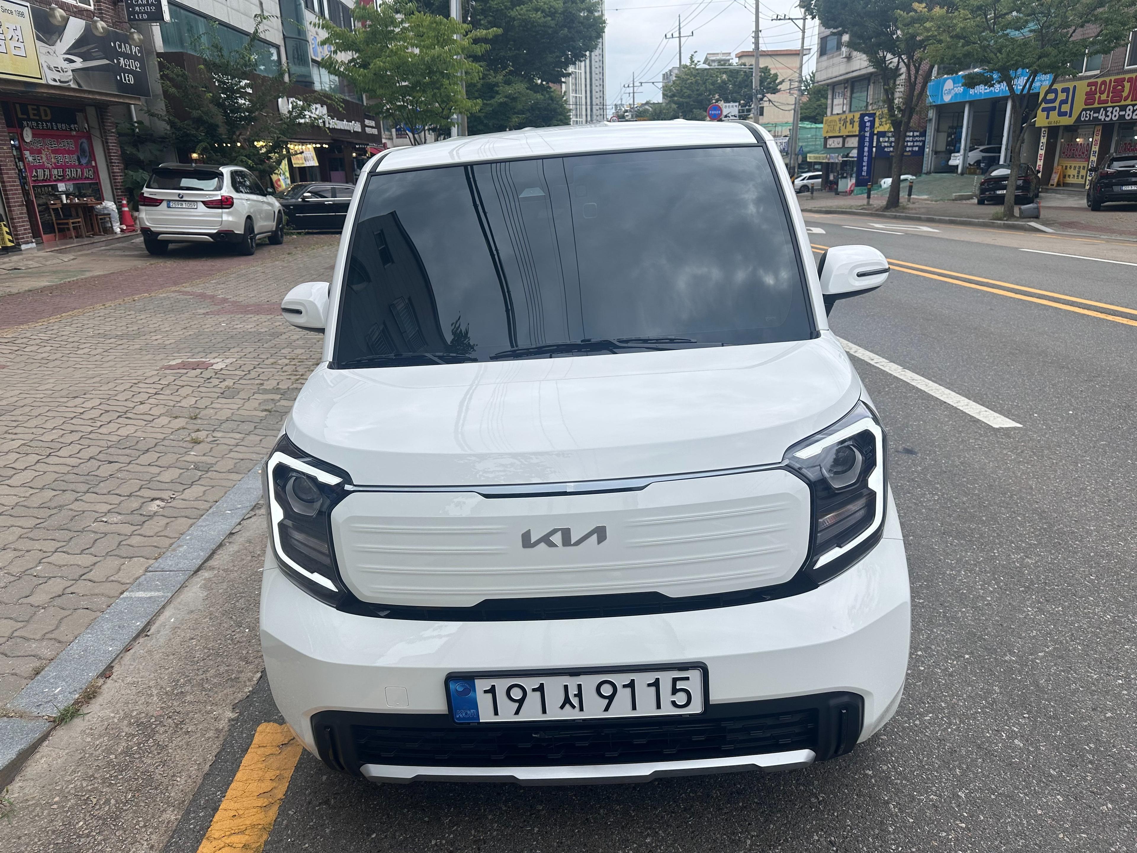 기아 레이 출고후기 전면 사진