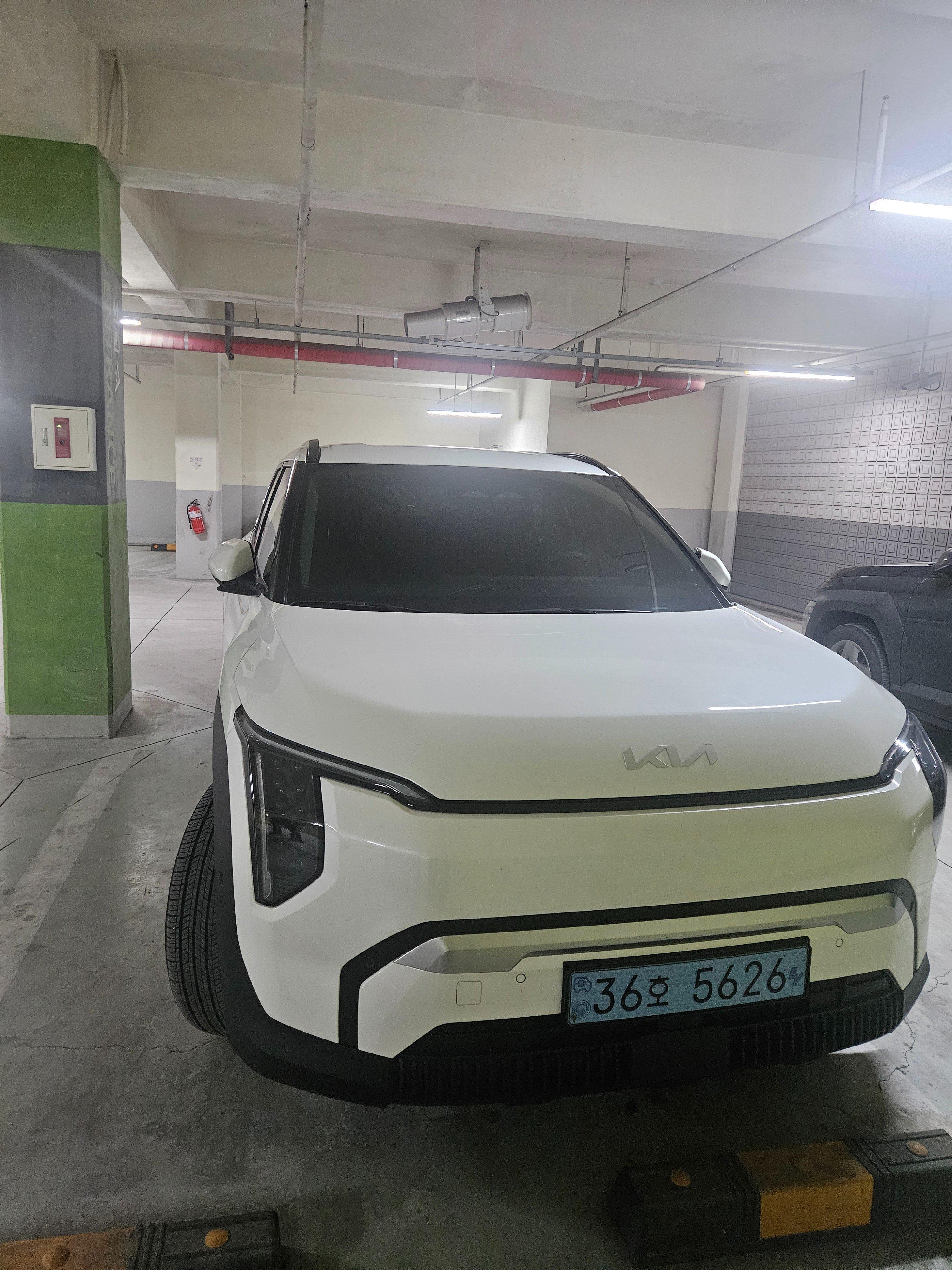 기아 EV3 출고후기 전면 사진