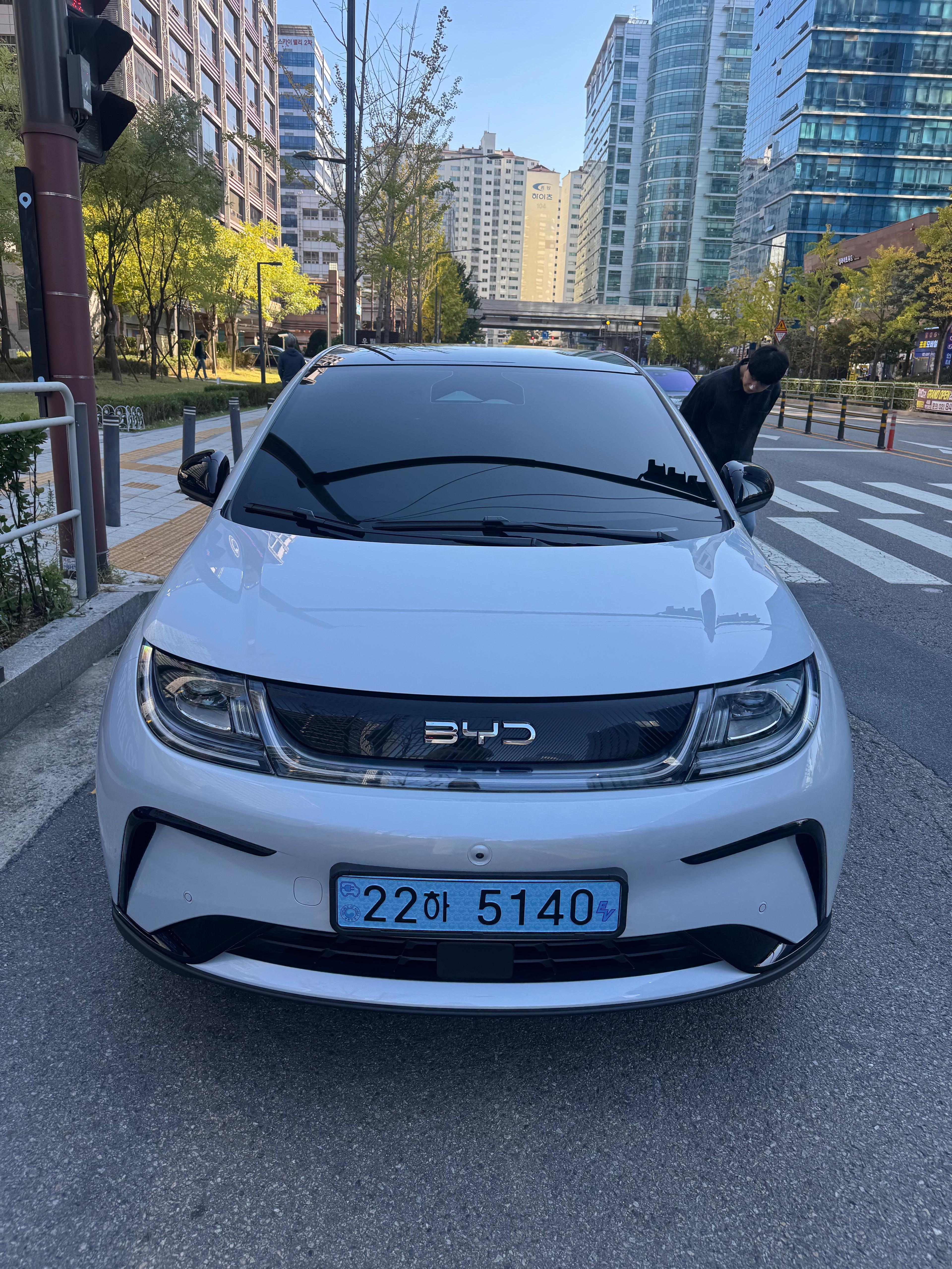 BYD 돌핀 출고후기 정면 사진