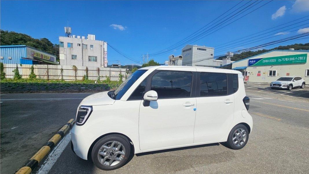 기아 레이 출고후기 옆면 사진