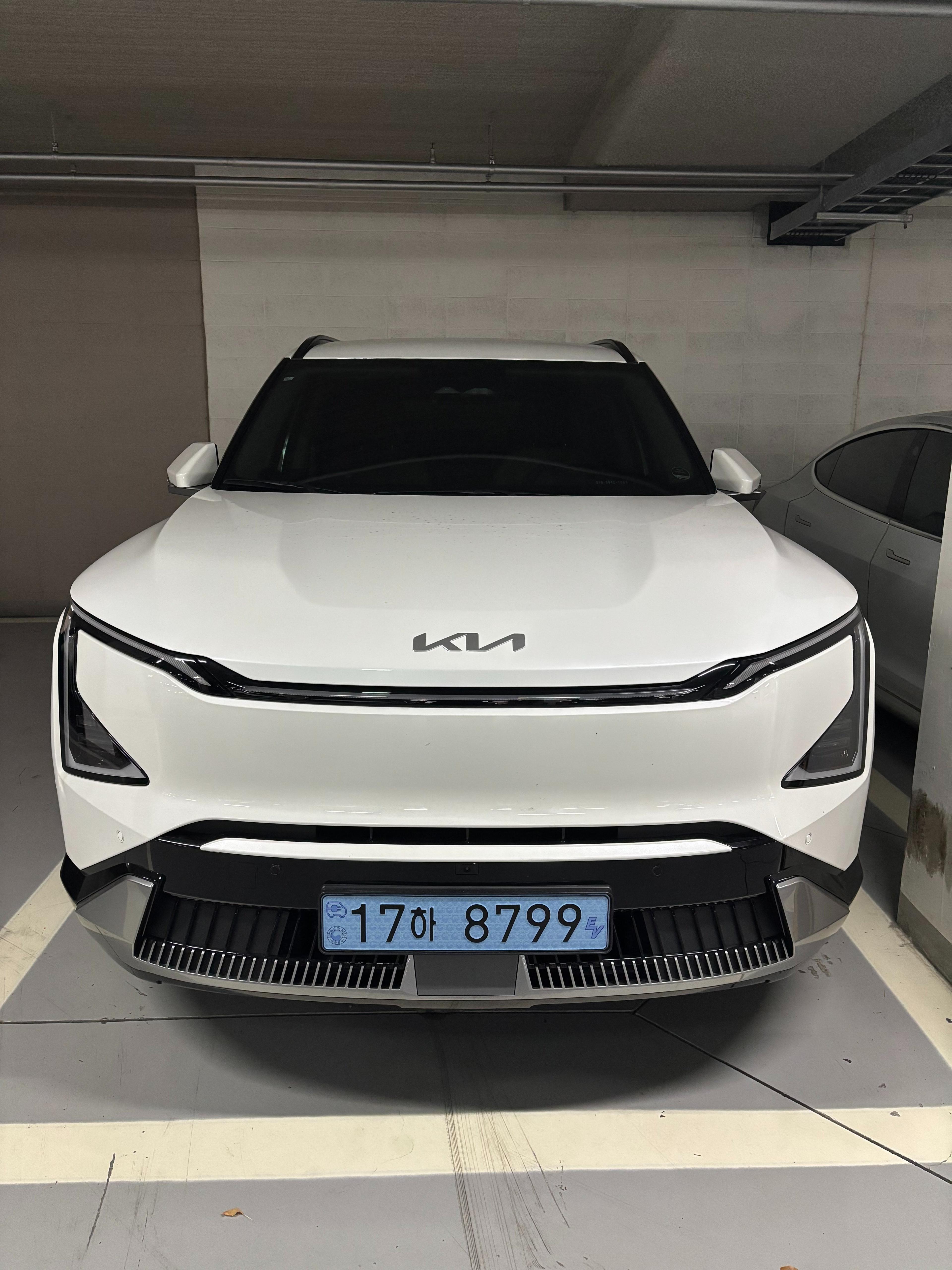 기아 EV5 출고후기 정면 사진