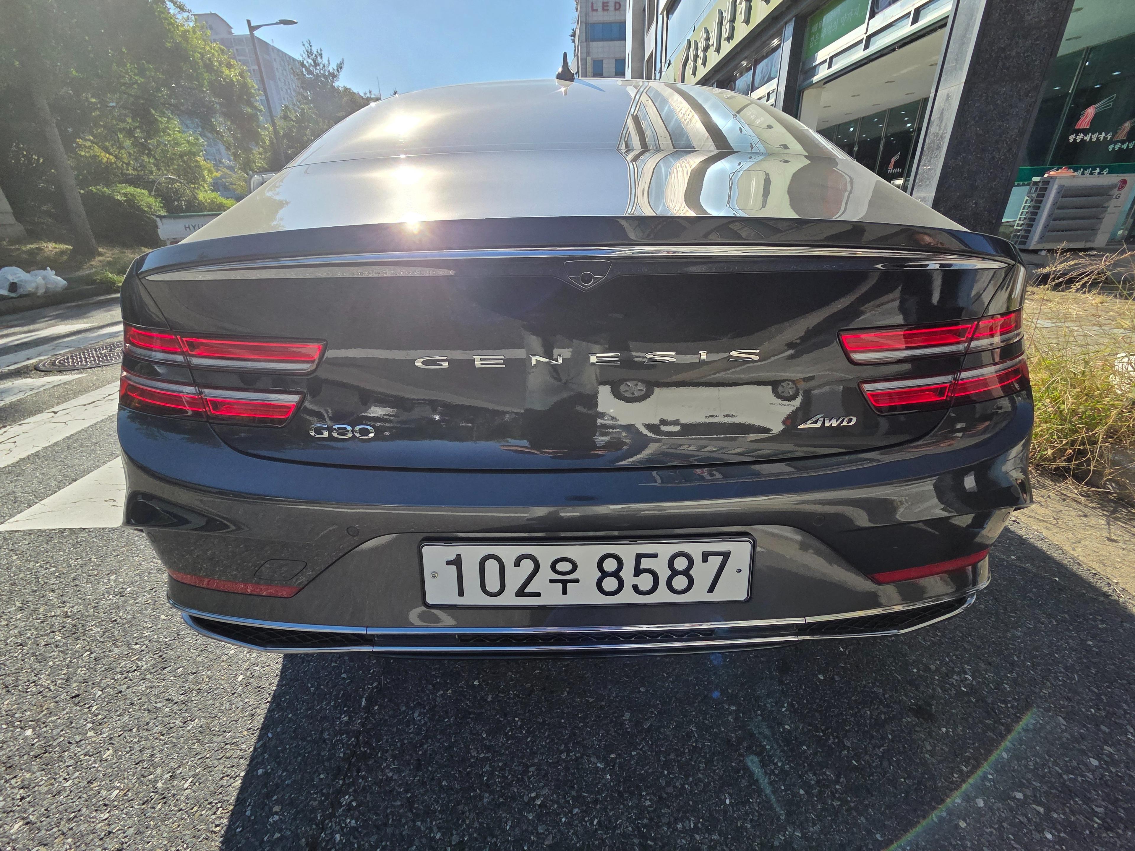 제네시스 G80 출고후기 후면 사진